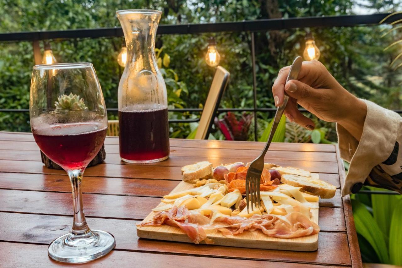 Oculto Refugio De Bosque Hotel Envigado Ngoại thất bức ảnh